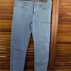 GAP Women's Skinny Jeans in Gray